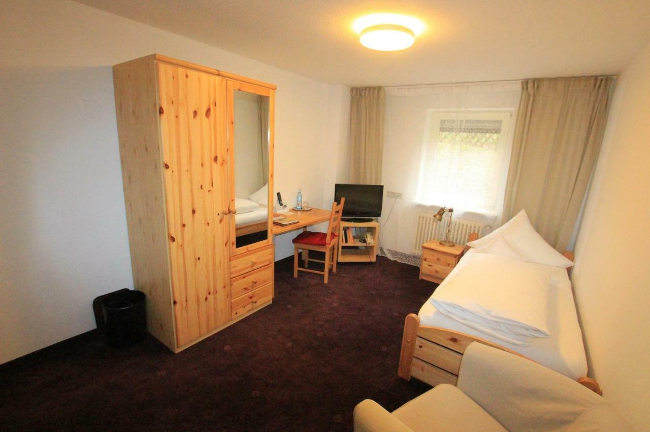 IMbery Hotel&Restaurant Hinterzarten Zimmer foto